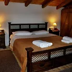 Chalet Petrina Theohari
