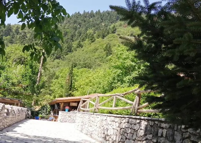 Chalé Petrina Theohari Lekhouri