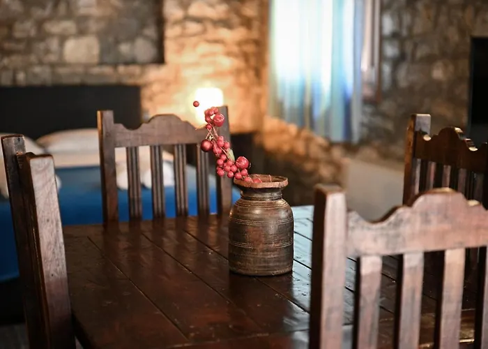 Chalet Petrina Theohari